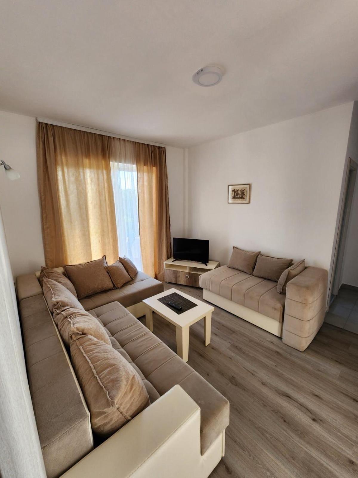 Apartment Flora Bregvija ภายนอก รูปภาพ
